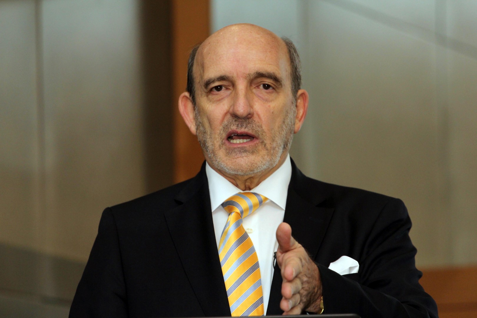 Imperial could split logistics, auto businesses - Moneyweb