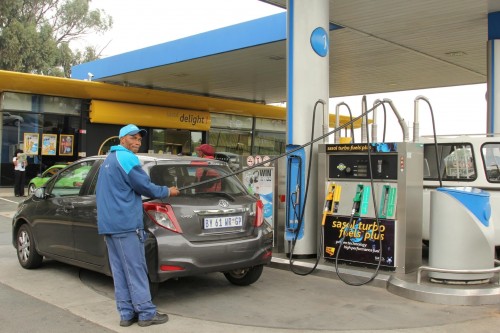 Record fuel price drop on April 1 - Moneyweb.co.za