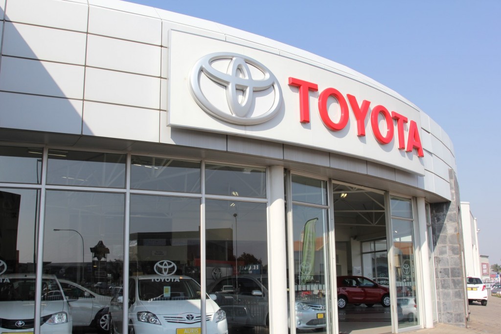 Toyota dealer dubai