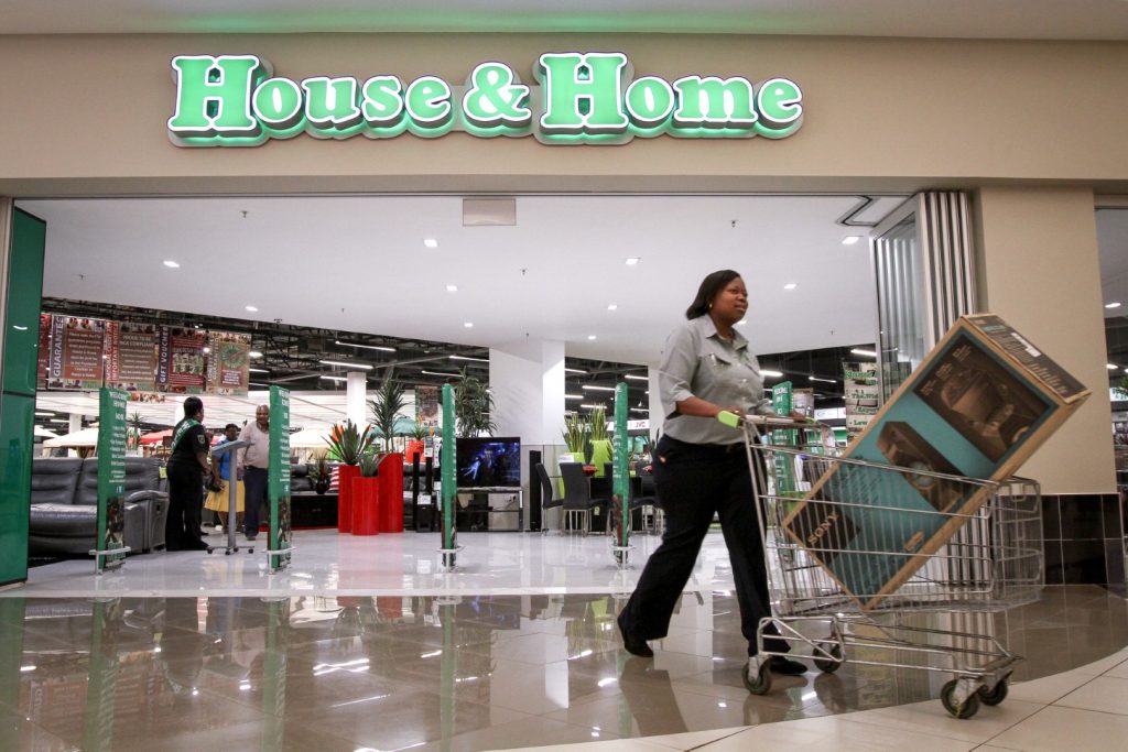 Shoprite sees half-year profits growing by up to 22.5% - Vimarsana News
