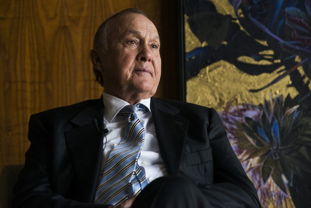 Wiese offloads Shoprite stake worth R1bn - Vimarsana News