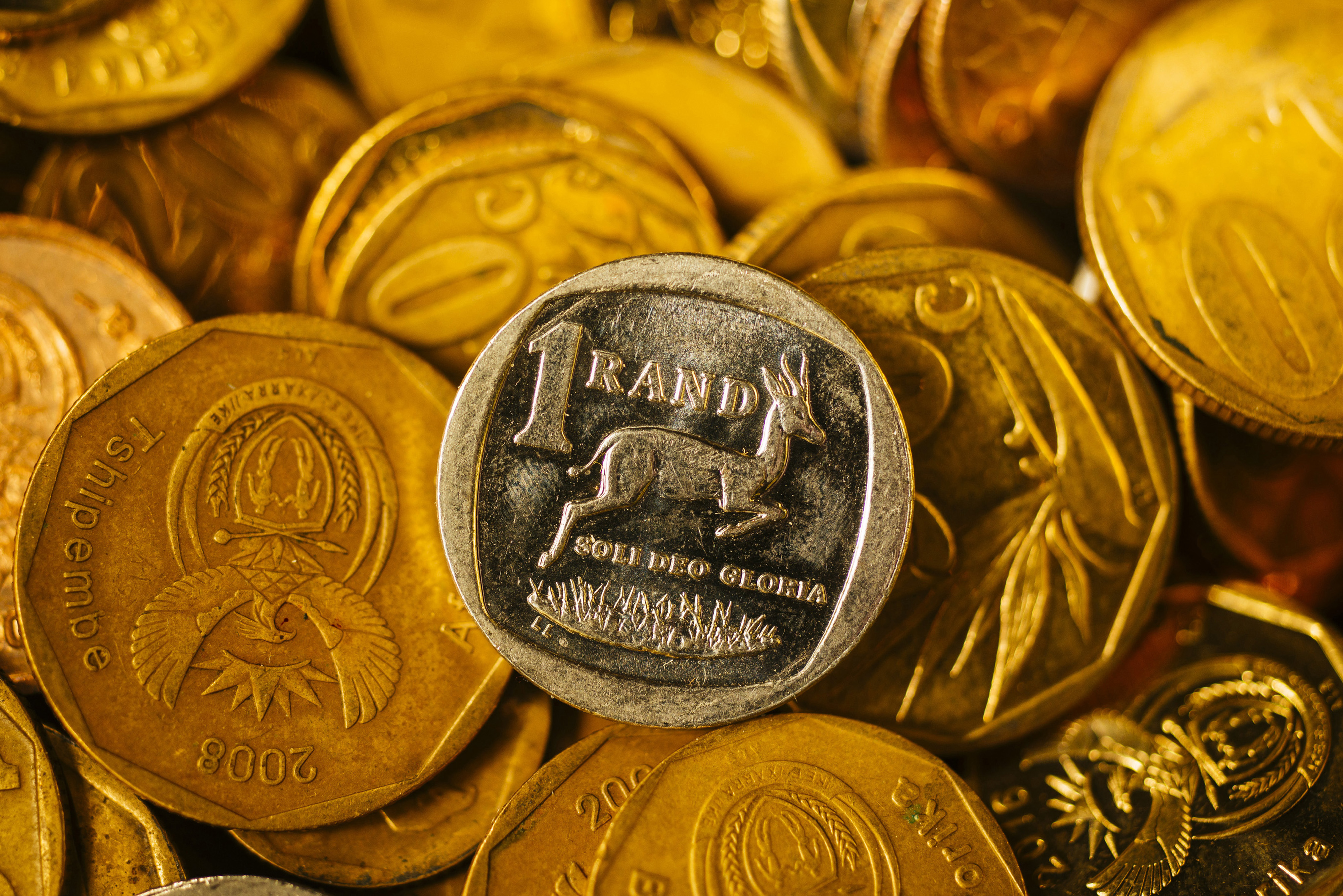 Money Renderts Money market funds and accounts: Different in nature and purpose - Moneyweb