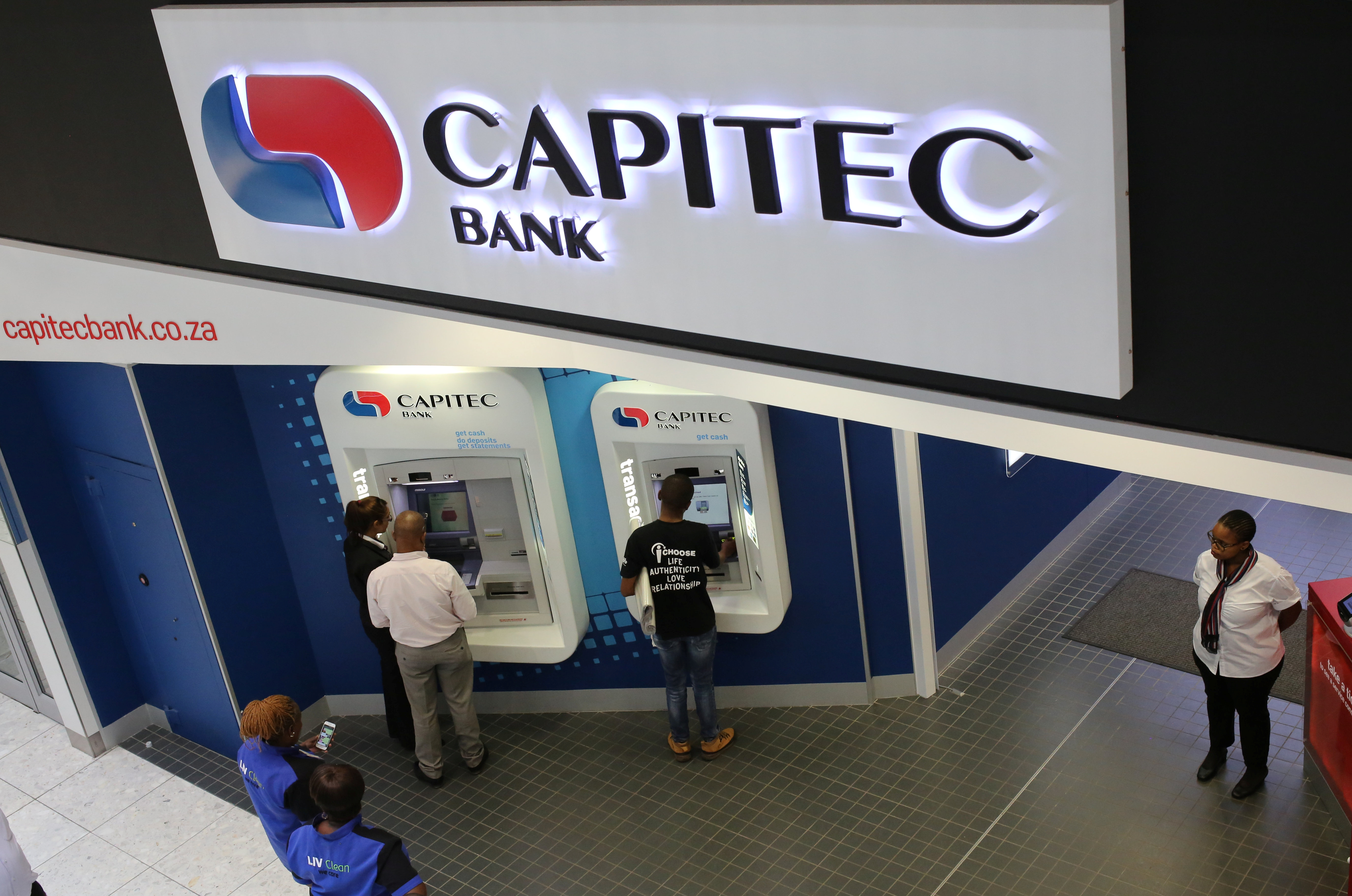 how-capitec-is-disrupting-business-banking-moneyweb