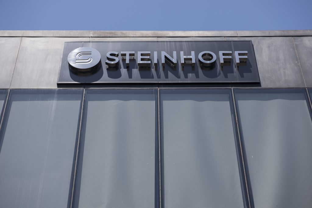 Whoa … are Steinhoff shares heading for zero? - Vimarsana News