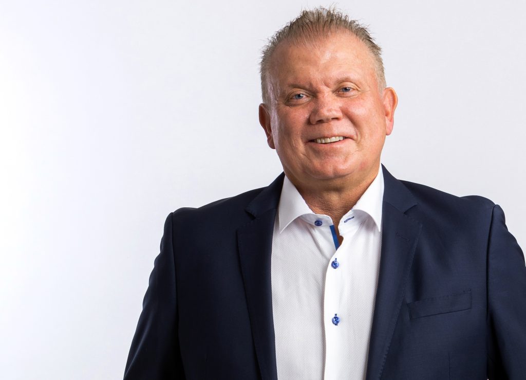 AECI Group CEO Mark Dytor to retire - Vimarsana News