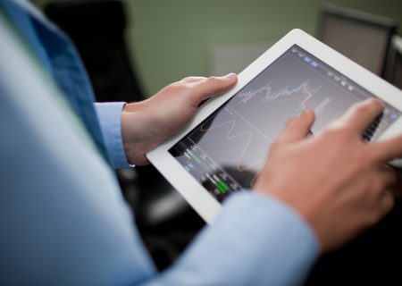 How well long vs short hedge funds negotiated the crash