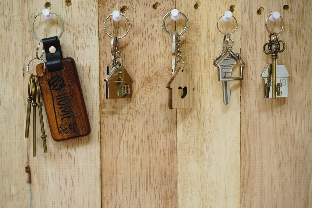 Dos and don'ts when buying property with family - Vimarsana News