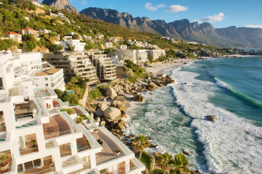 www.moneyweb.co.za