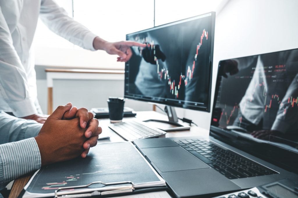 The coming shake-up in the online broking market - Vimarsana News