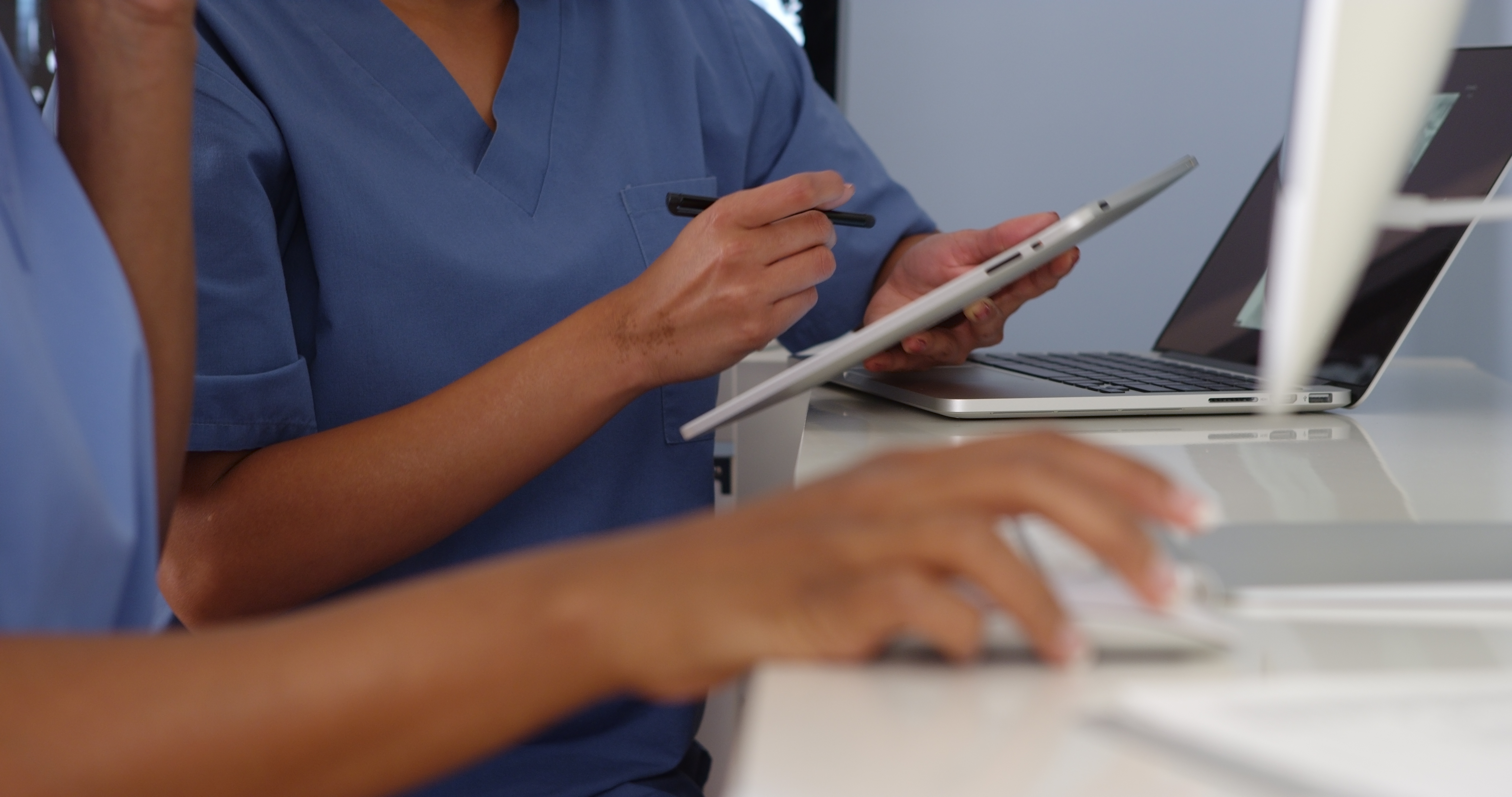 Die diagnose is duidelik: As siekbriewe self “nutteloos” en siek bevind word