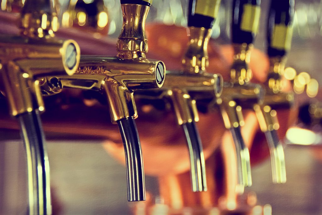 Beer-serving robots drive record demand for Korea's biggest IPO - Vimarsana News