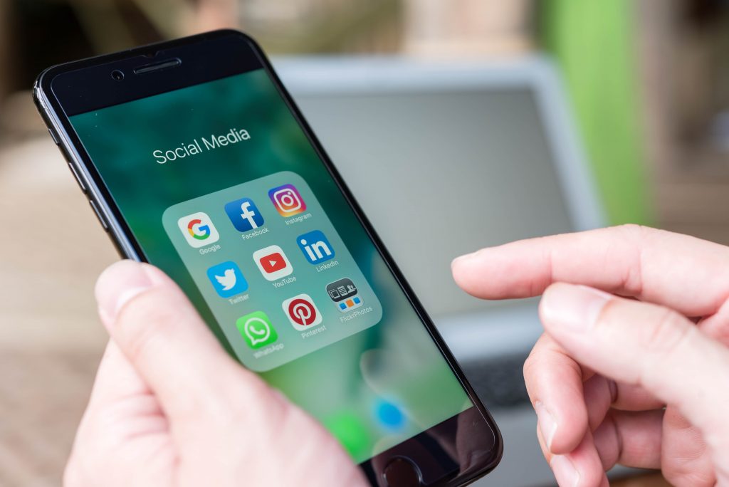 As online hate speech hits Africa, social media firms told to act - Vimarsana News