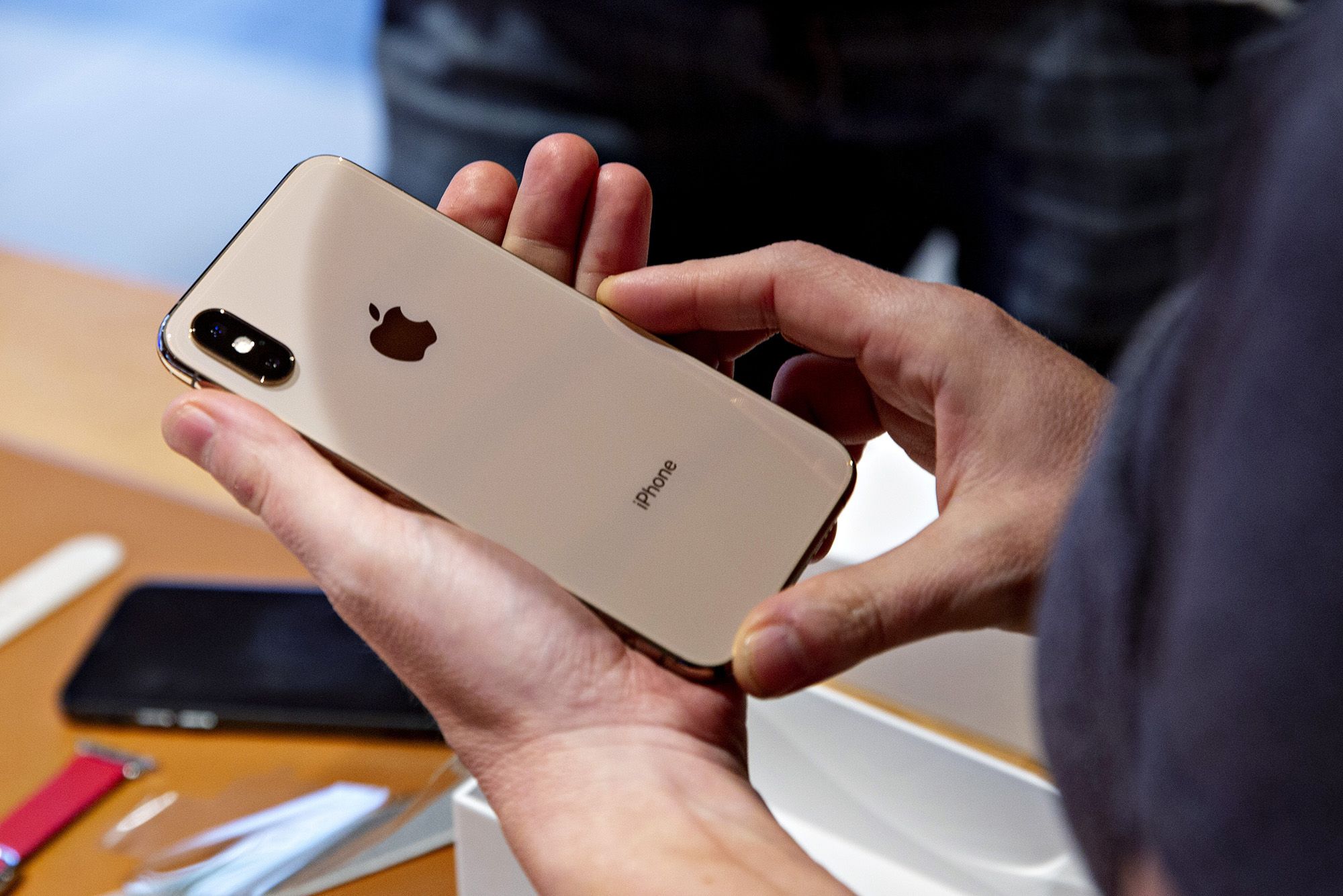 Apple to launch new iPhones on Tuesday - Moneyweb