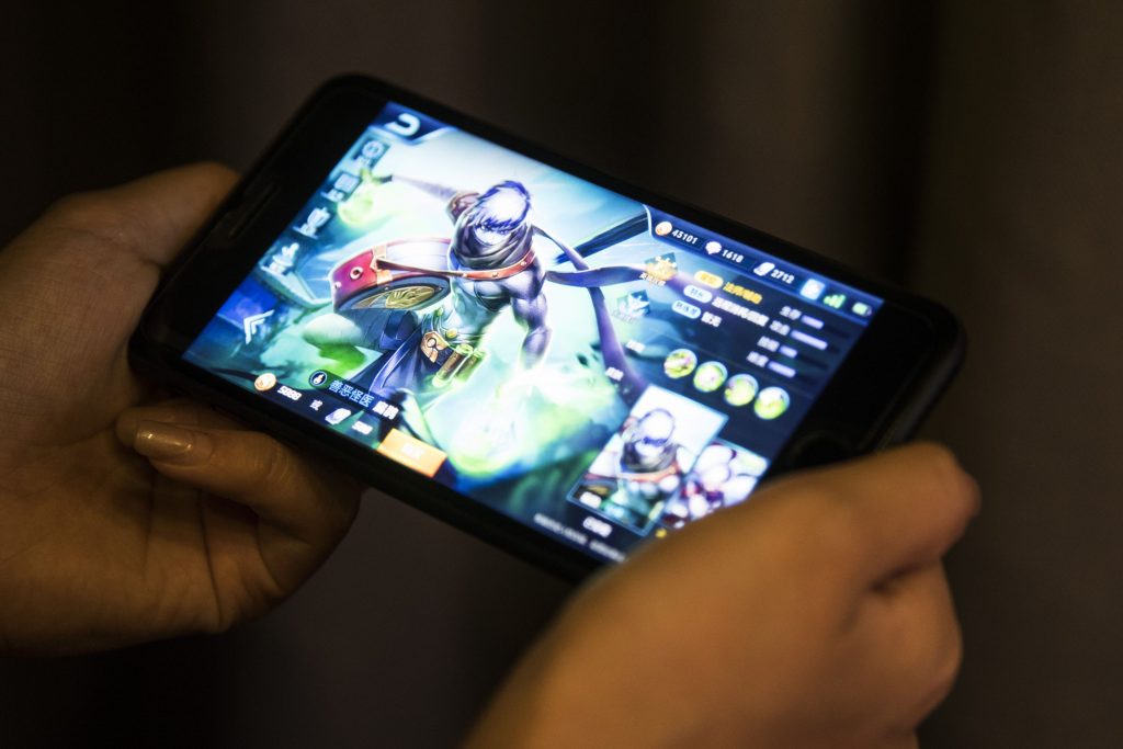 Tencent, Prosus and Naspers recover a bit - Vimarsana News
