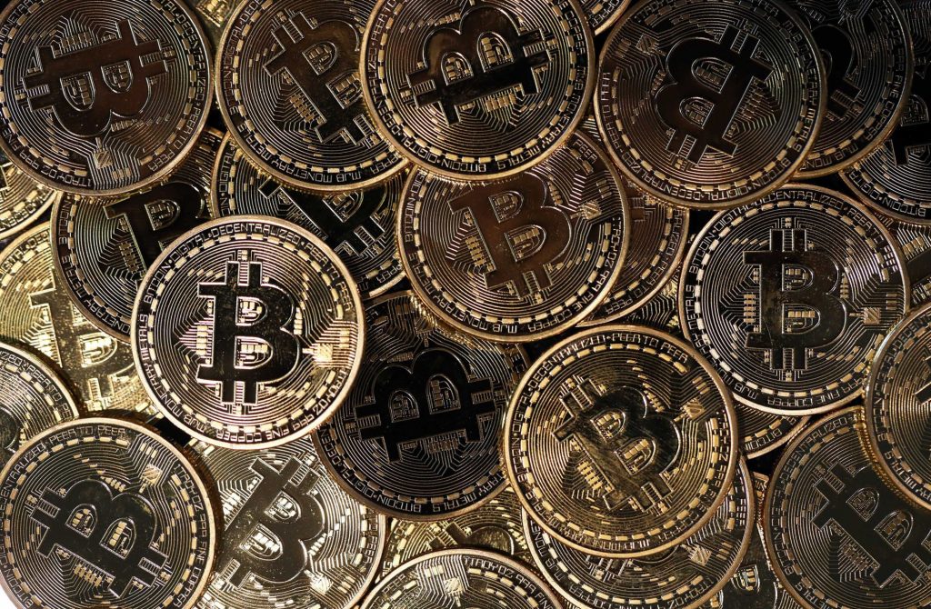Bitcoin climbs to record high after futures-based ETF debut - Vimarsana News