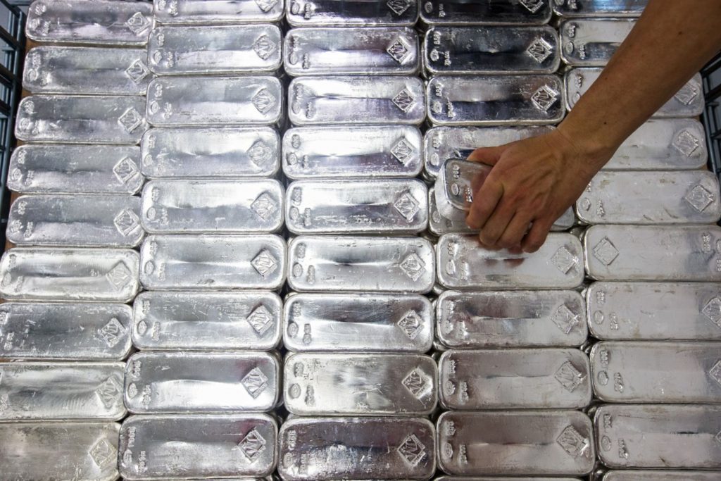 Silver spikes as retail investors swarm their biggest target yet - Vimarsana News