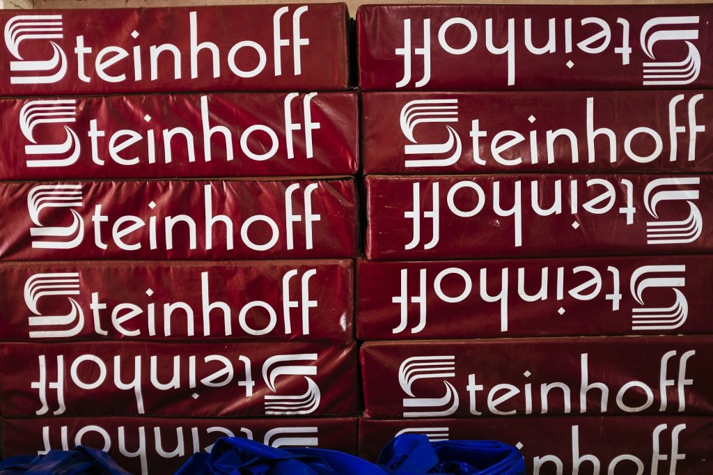 Steinhoff still on life support - Vimarsana News
