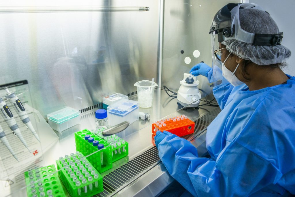 African Union slams vaccine manufacturers for restricting access Moneyweb