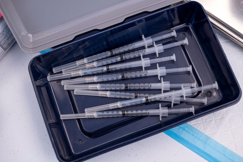Get vaccines or face punishment, Kenya orders state workers - Vimarsana News