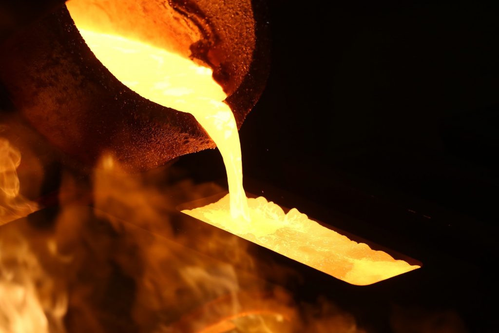 Africa's crackdown on informal gold miners spreads to Mali - Vimarsana News
