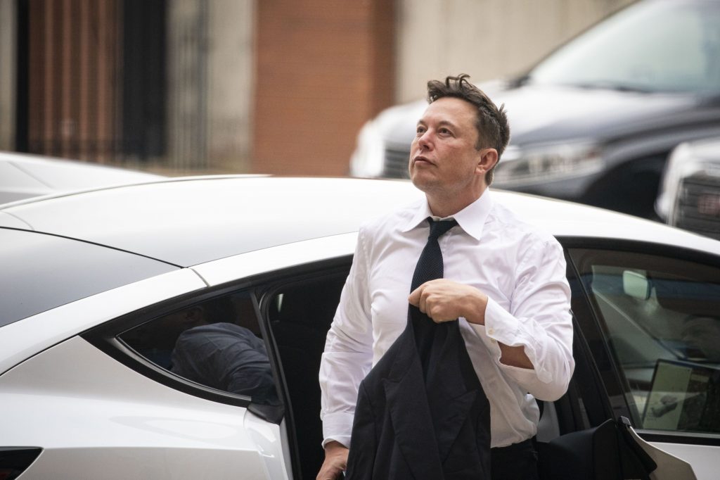 Musk to move Tesla headquarters to Texas from California - Moneyweb