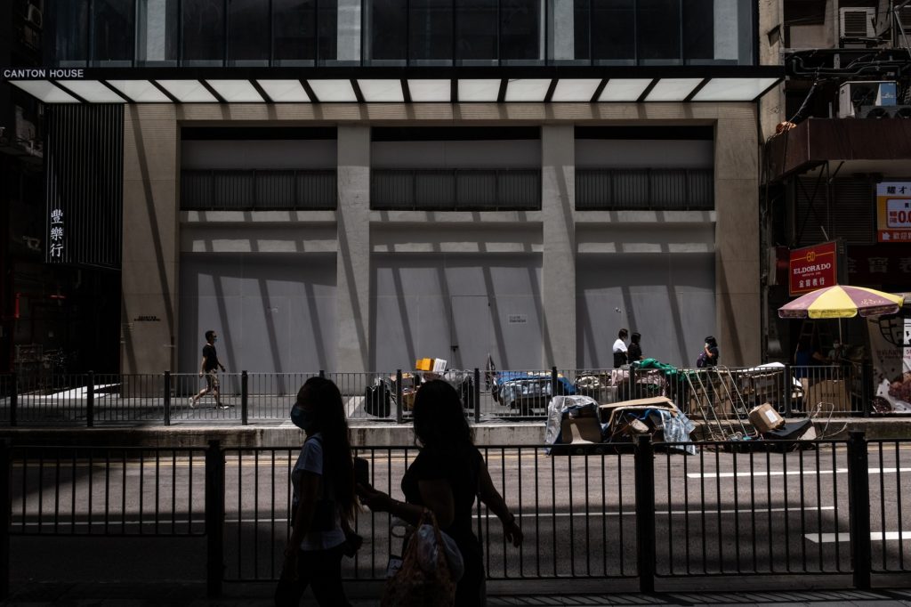 World's most expensive retail rents tumble to decade low in Hong Kong - Vimarsana News