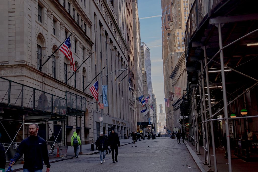 Wall Street's 'model portfolio' boom gets slammed in new paper - Vimarsana News