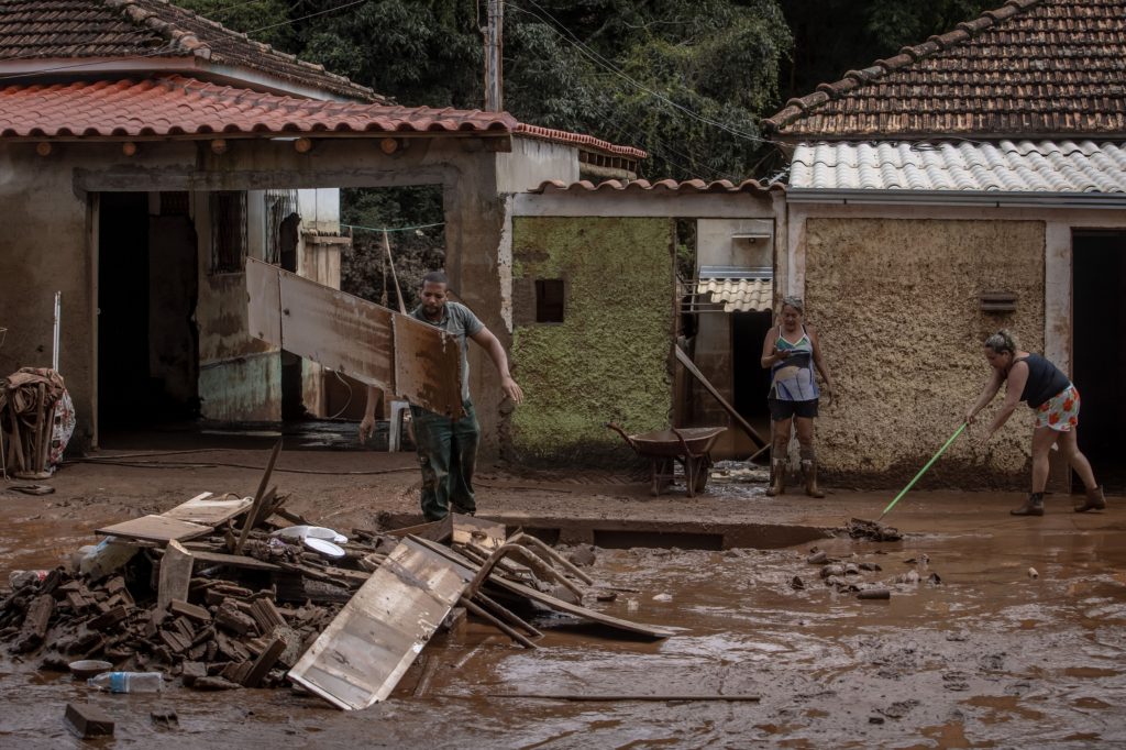 Private equity firm launches growth fund for climate adaptation - Vimarsana News