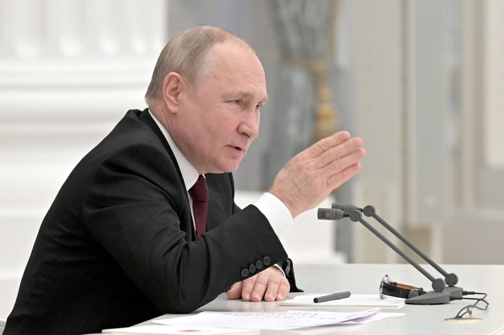 Kyiv says Russia has invaded, cites airstrikes: Ukraine update - Vimarsana News