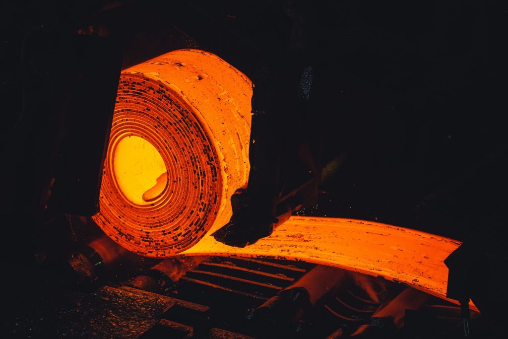 Over-optimism among China steel-makers behind iron ore's plunge - Vimarsana News