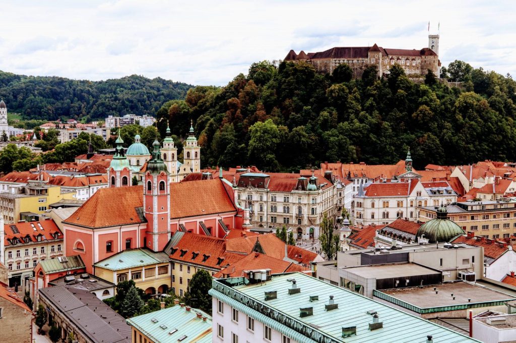 The world's most crypto-friendly destinations - Vimarsana News