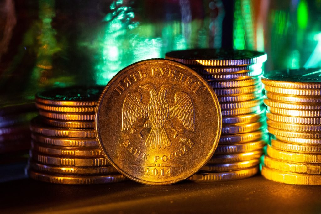 Russian current-account surplus grows far less than forecast - Vimarsana News