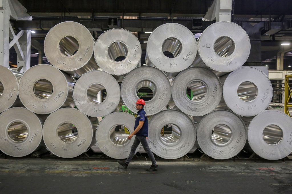 Charting the global economy: commodities fuel yet more inflation - Vimarsana News