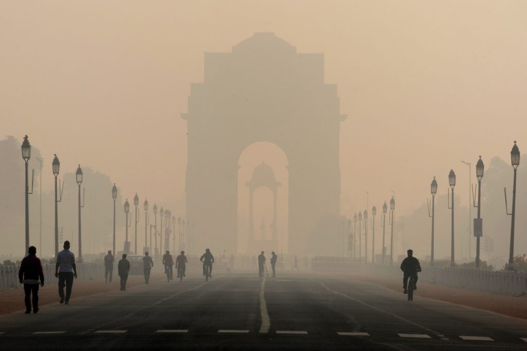 Indian workers blind to toxic air risks in the world's 'most polluted' city - Vimarsana News