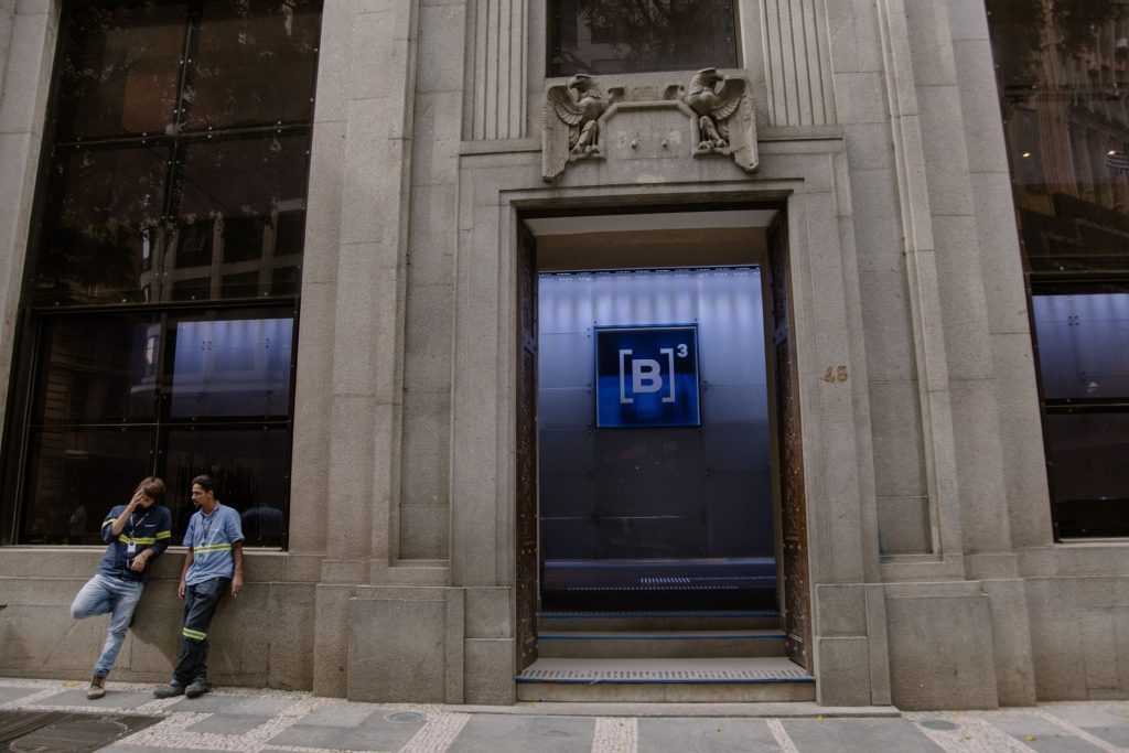 After 73% collapse, Latin American stocks finally start to soar - Vimarsana News