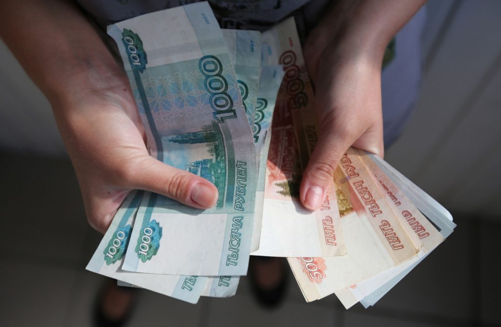 Ruble debacle after Wagner mutiny cues up Russia's rate hike - Vimarsana News