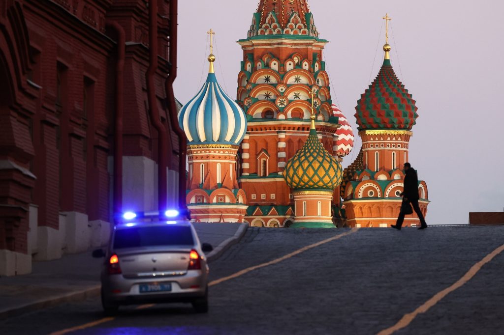 Russia pushed closer to brink of default after US payment license expires - Vimarsana News