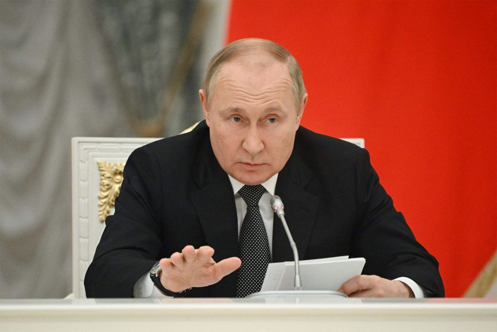 Russia sets grain deal conditions, Putin suggests free grain for Africa - Vimarsana News
