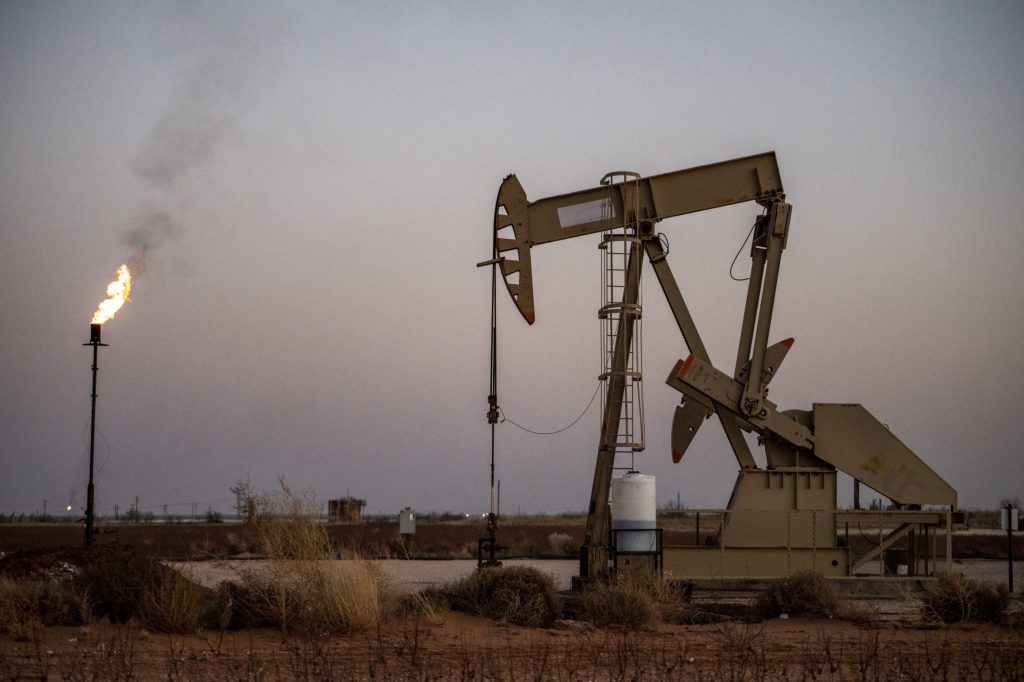 Oil declines as China slowdown spurs concern over demand outlook - Moneyweb