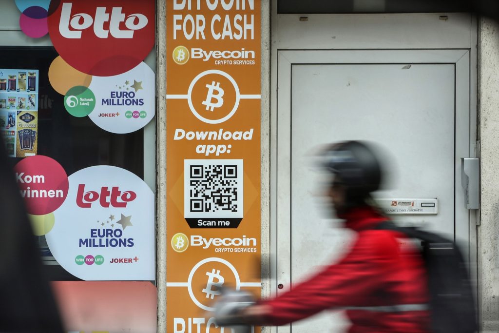 Bitcoin flirts with longest winning streak in nearly a decade - Vimarsana News