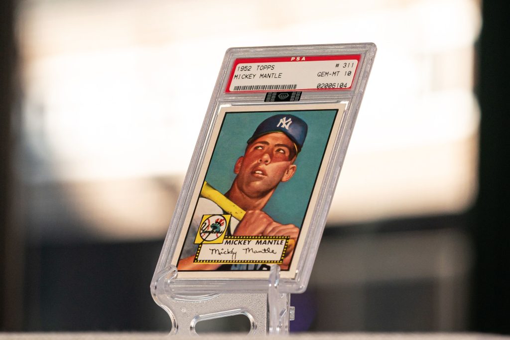 Mickey Mantle card gets record $12.6m in memorabilia boom - Vimarsana News