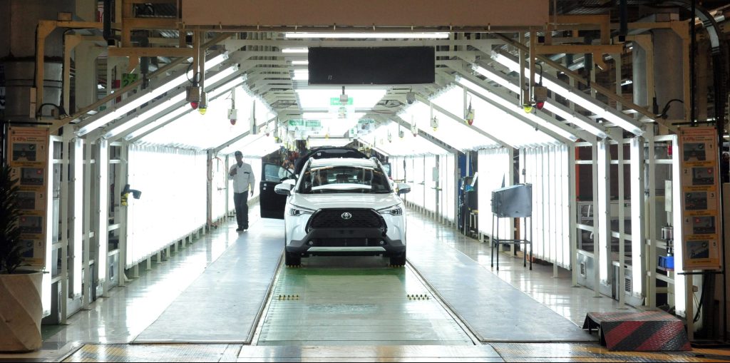 New vehicle market defies with almost 14% sales growth in 2022 - Vimarsana News