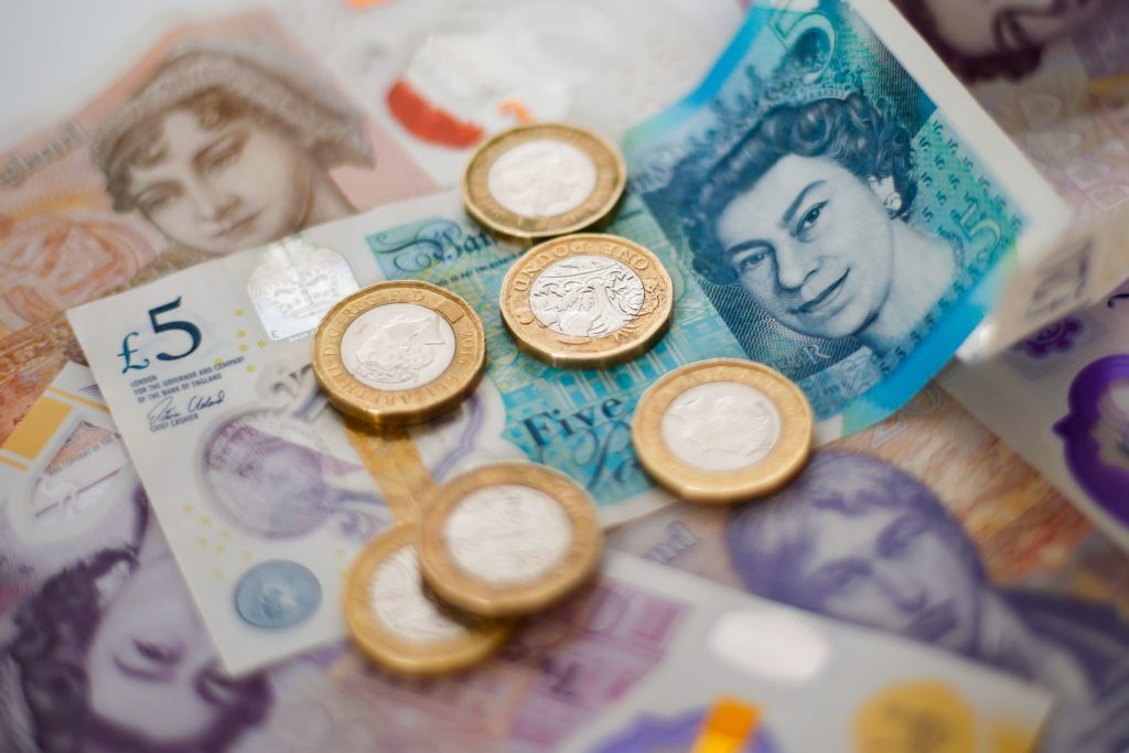 What caused this week's UK pound and bond collapse? - Vimarsana News