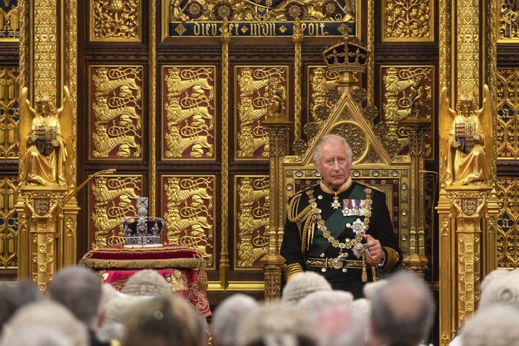Charles becomes king as the face of a nation changes - Vimarsana News