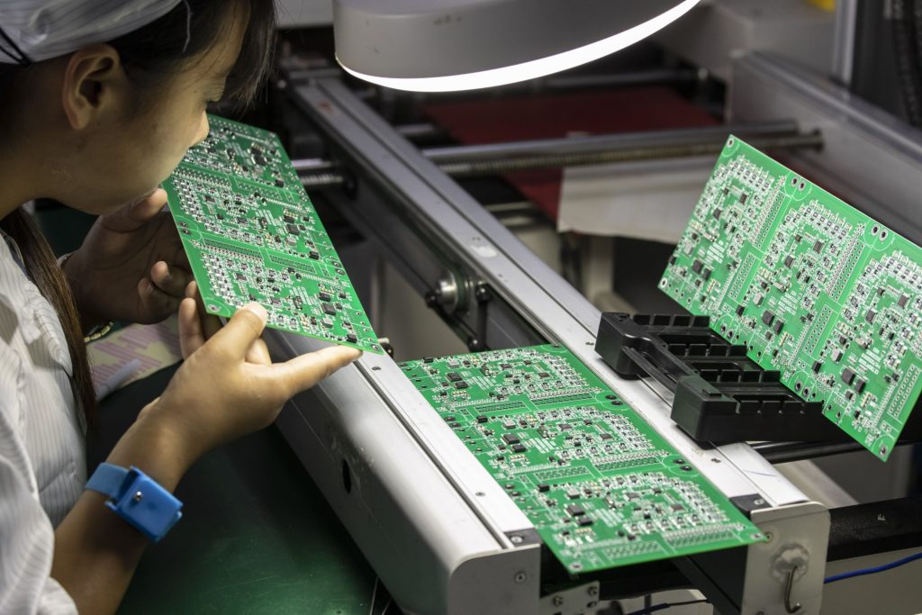 China economy shows mixed recovery as unemployment ticks up - Vimarsana News