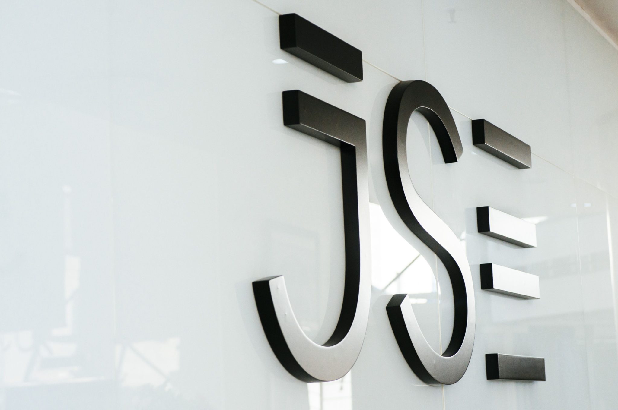 JSE names Fawzia Suliman as new CFO Moneyweb