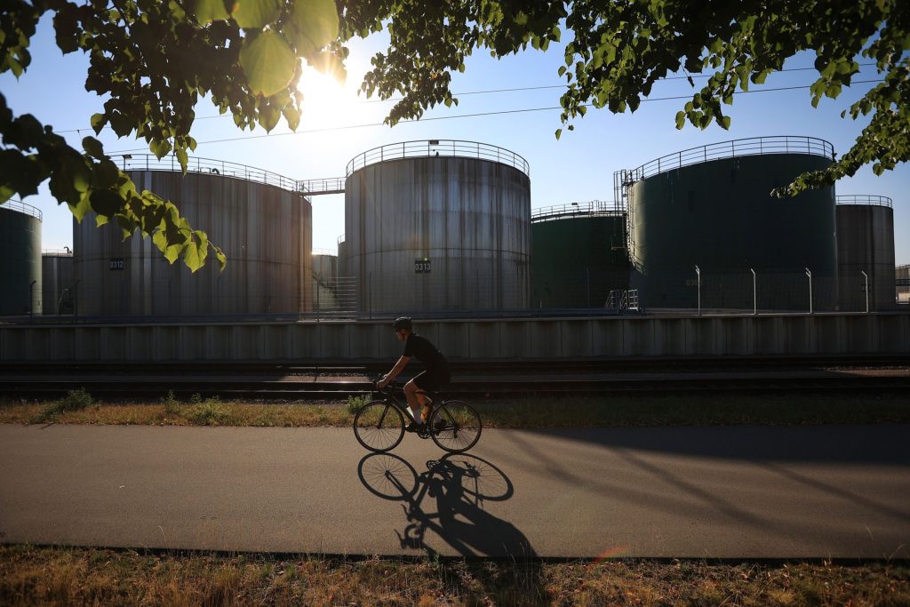 Oil climbs a third day on OPEC+ cut chatter, falling stockpiles - Moneyweb