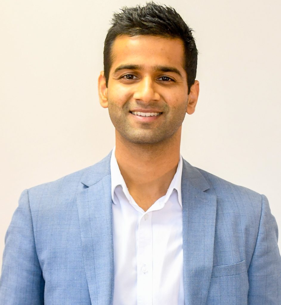 Munaf Mukadam - Financial Advisor - Vimarsana News
