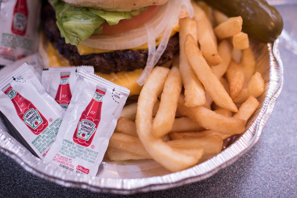 Big food brands struggling to kick junk addiction, survey finds - Vimarsana News