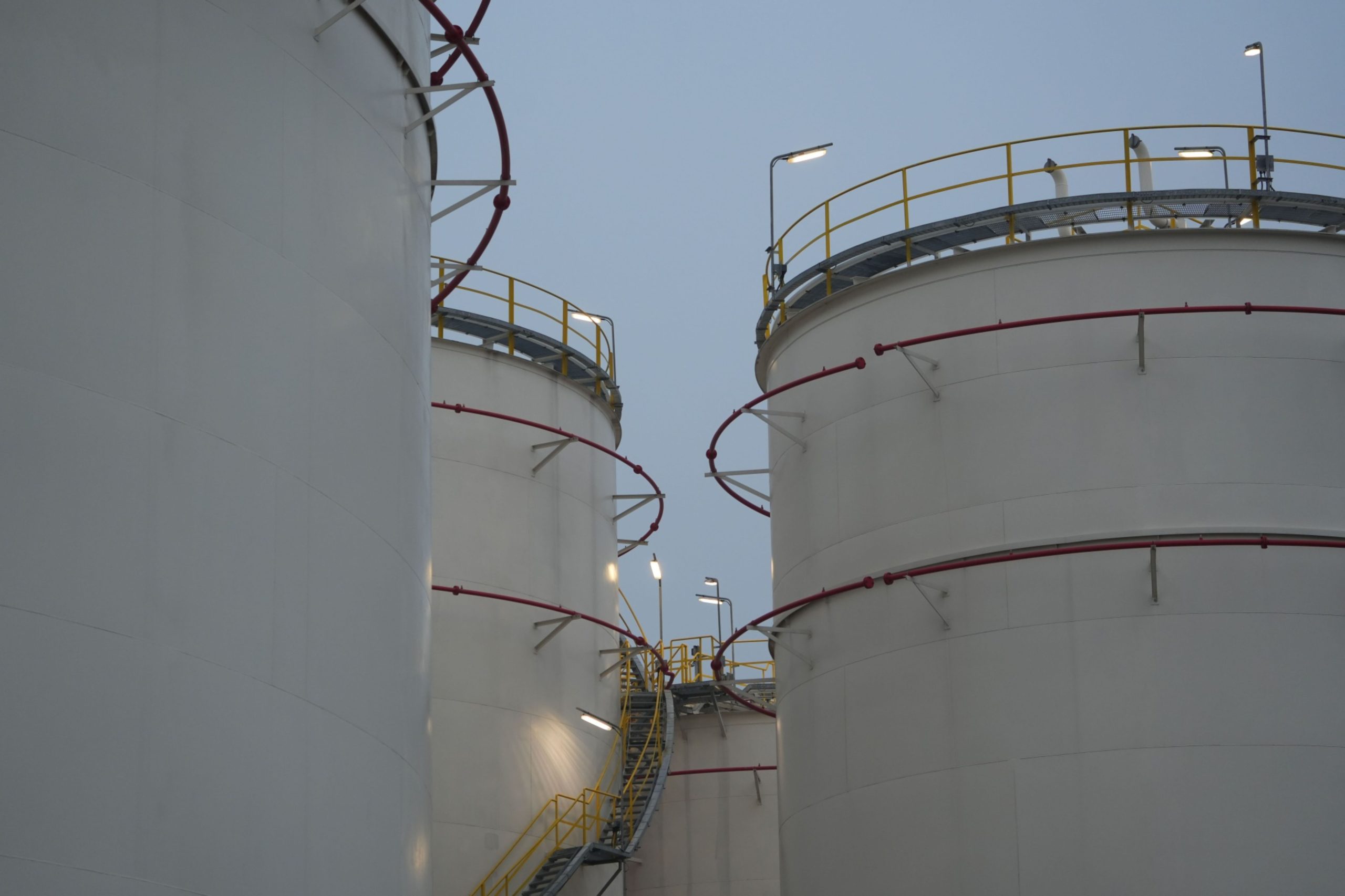 Oil steadies after surge with supplies and stockpiles in focus - Moneyweb